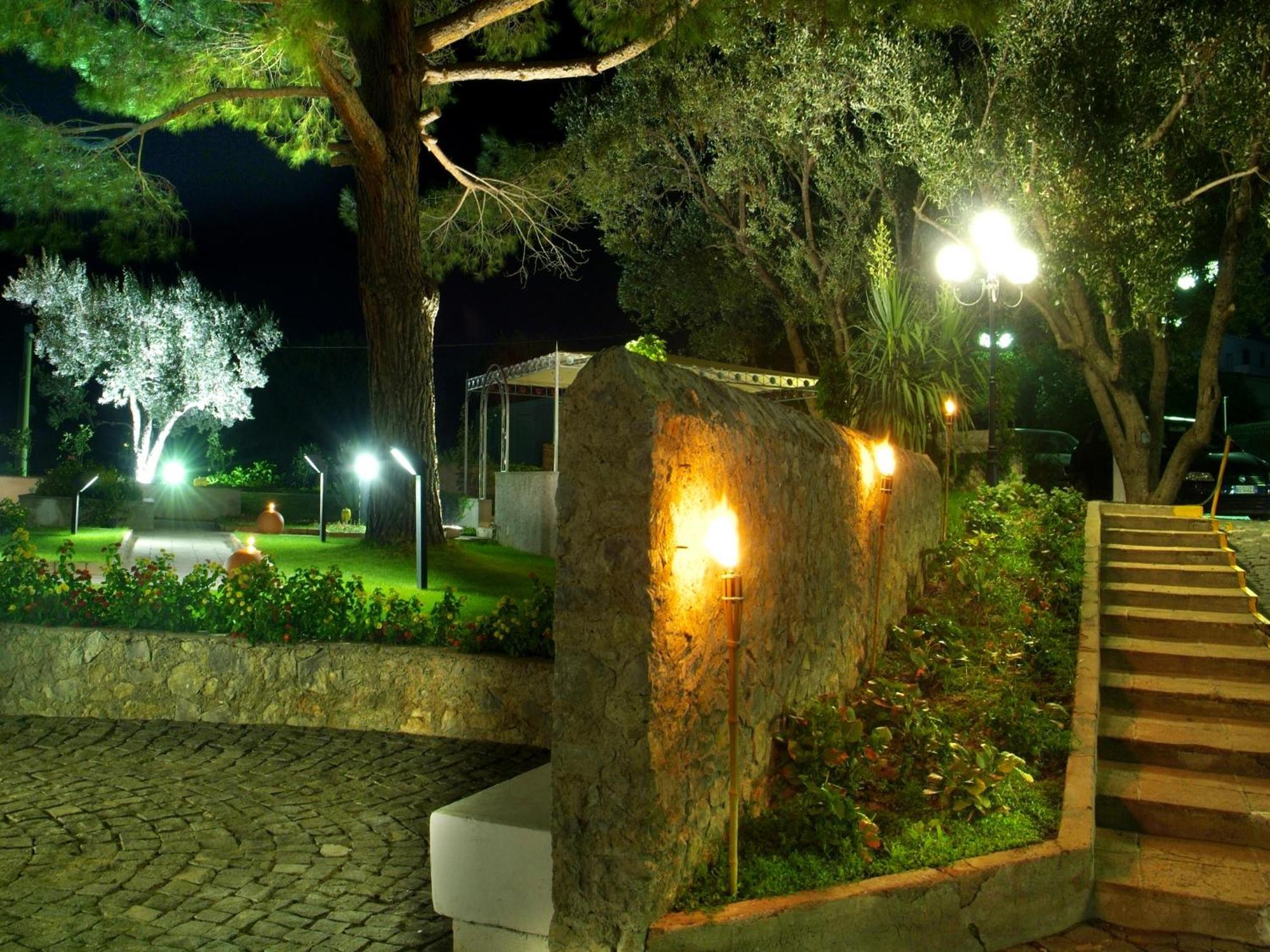 Hotel Baia Palinuro Exterior foto