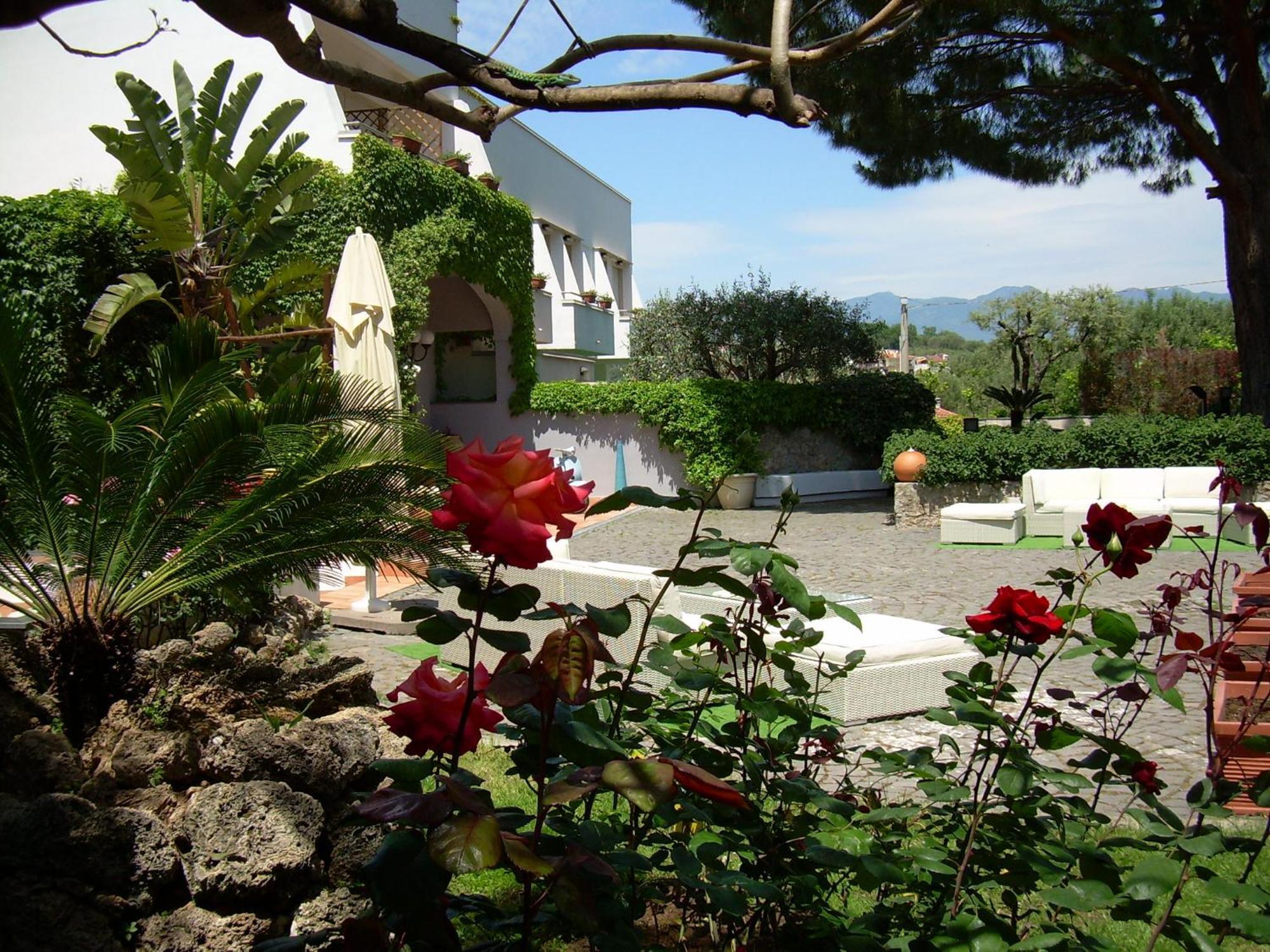 Hotel Baia Palinuro Exterior foto